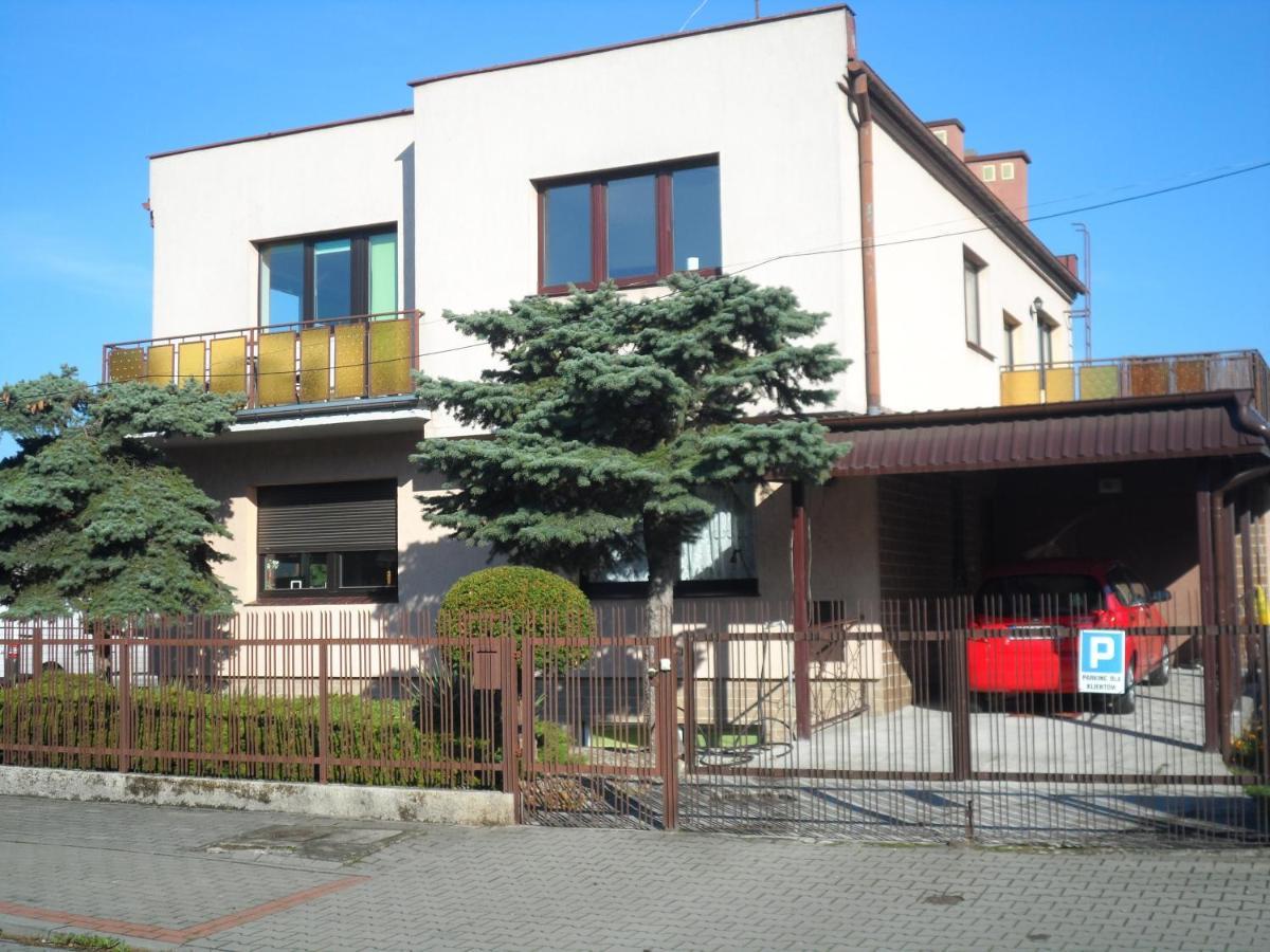 Kwatery Pokoje Mira Poznaň Exteriér fotografie