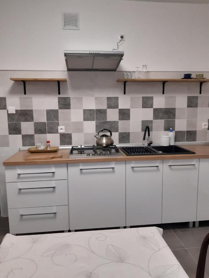 Kwatery Pokoje Mira Poznaň Exteriér fotografie